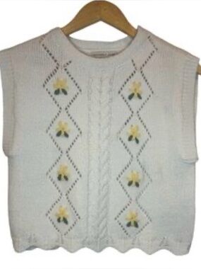 Sincerely Jules Cream Cable Knit Sweater Vest w/ Yellow Floral Embroidery – XS